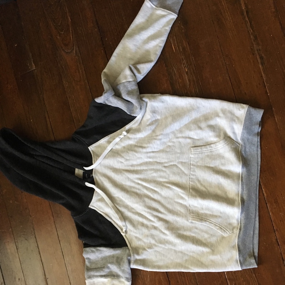 American Eagle color block sweatshirt